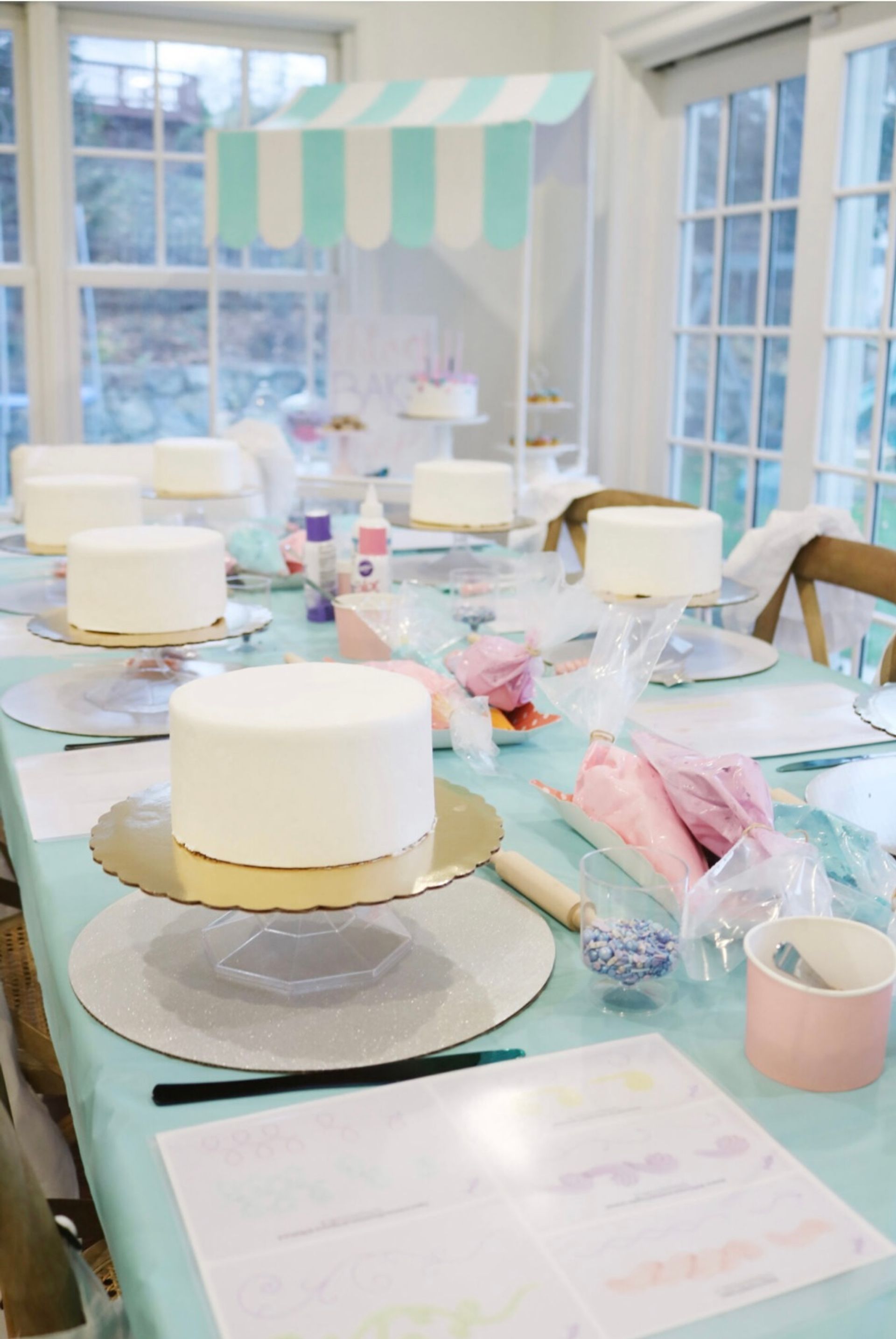 Cake ‘N Sip: Cake Decorating Class with BYO Drinks, Decorations & Music image 1