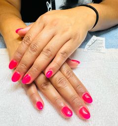 Sip, Soak & Sparkle Spa Parties at Polish & Pour image 13