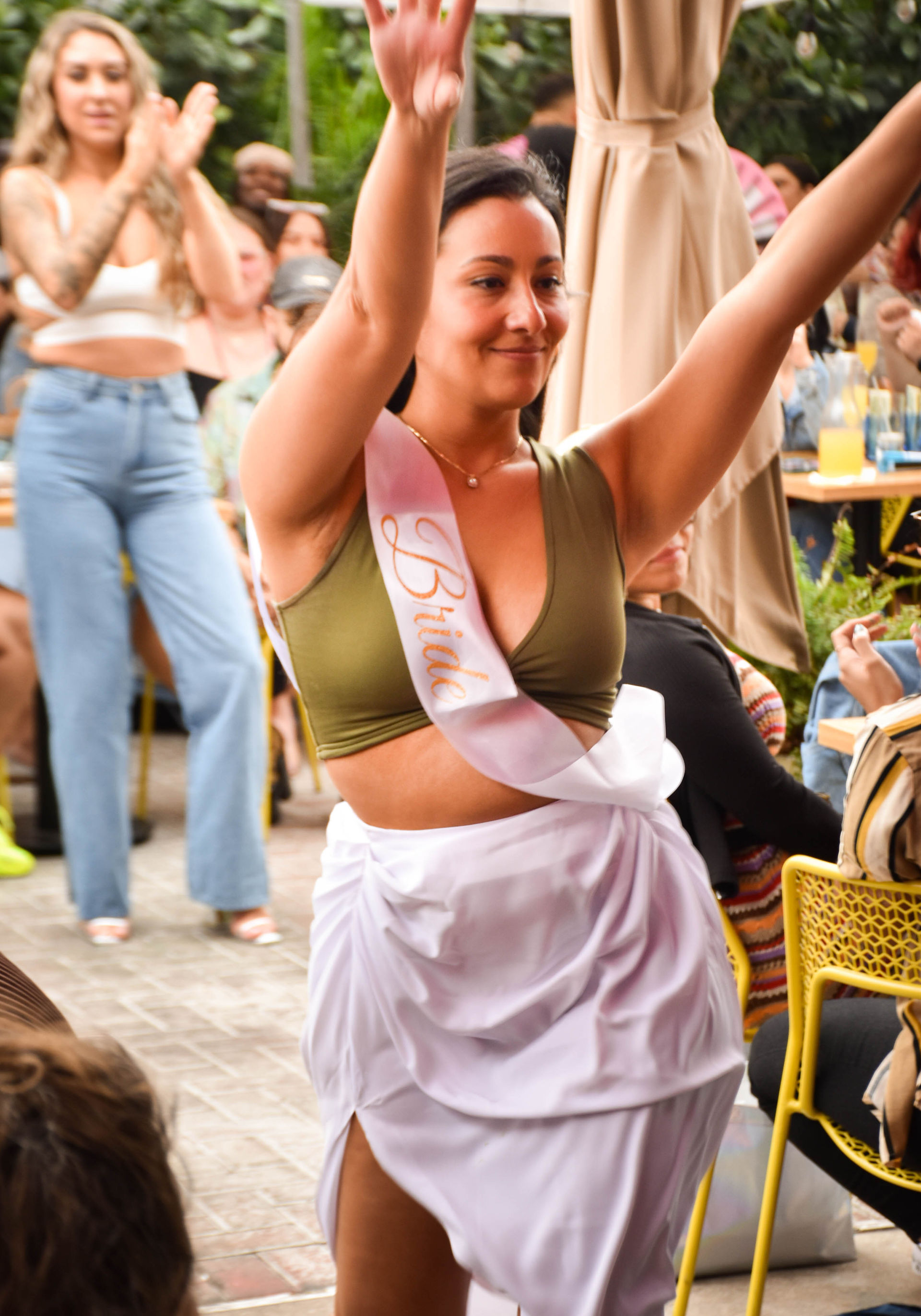 R House Drag Queen Bottomless Brunch with Mimosas, Sangria, and Mojitos in Wynwood image 14
