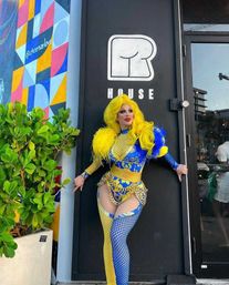 R House Drag Queen Bottomless Brunch with Mimosas, Sangria, and Mojitos in Wynwood image 10