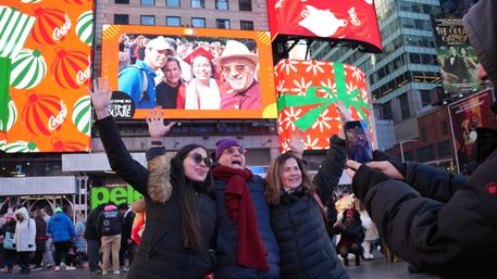 See Yourself on a Times Square Billboard for 24 Hours image 7