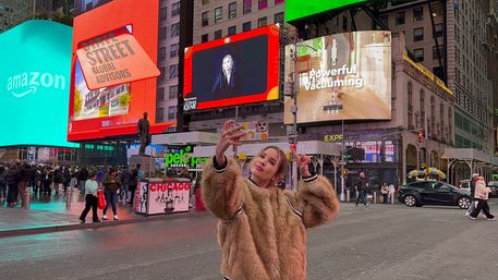 See Yourself on a Times Square Billboard for 24 Hours image 5