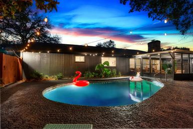 Private Pool, Grill & Games Room: The Palm Royale image 34