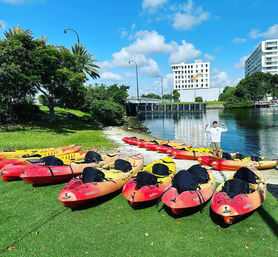 Sweetheart Paddle Guided Valentine's Tour & Toast: February 14-17 image 3