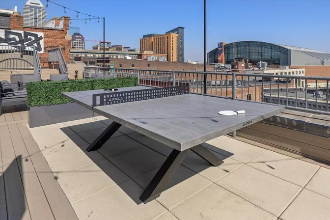 Skyline Penthouse: Hot Tub, Fire Pit + Rooftop Patio in the Heart of Downtown image 32