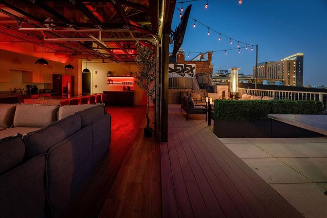 Skyline Penthouse: Hot Tub, Fire Pit + Rooftop Patio in the Heart of Downtown image 37