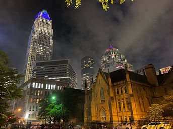 Boos & Booze: Ghost Tour + Bar Crawl in Charlotte image 6