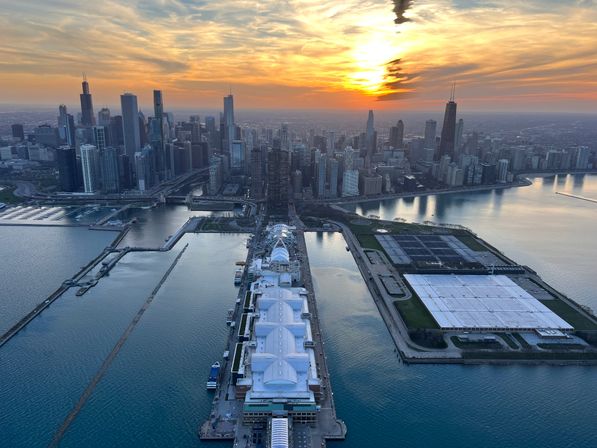Chicago Helicopter Tours: A Memorable Scenic Adventure Over Chicago image 3