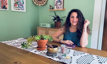 Group Tarot Reading Experience: Intuitive Guidance with Divine Shine image