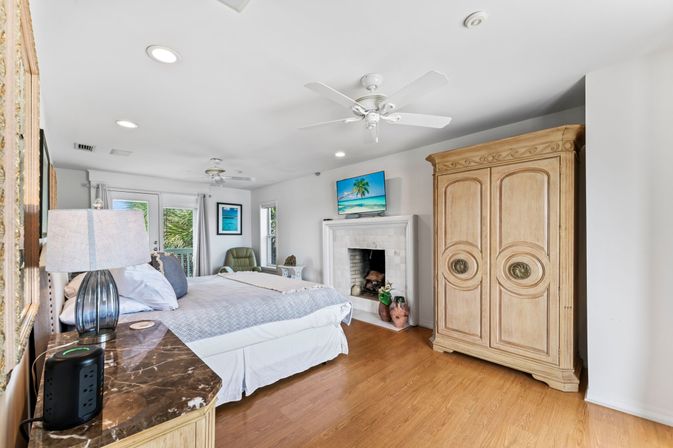 Gone Coastal: 5 BR Beach Front Villa with Hot tub in South Ponte Beach image 38