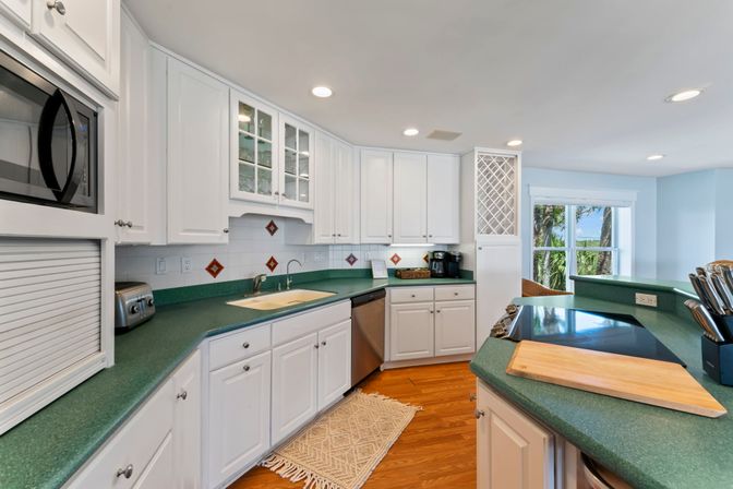 Gone Coastal: 5 BR Beach Front Villa with Hot tub in South Ponte Beach image 18