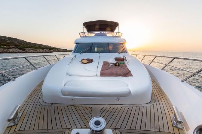 Exclusive Luxury Yacht Charter with Optional Jetski Rental image 4