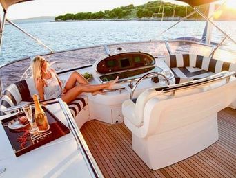 Exclusive Luxury Yacht Charter with Optional Jetski Rental image 10