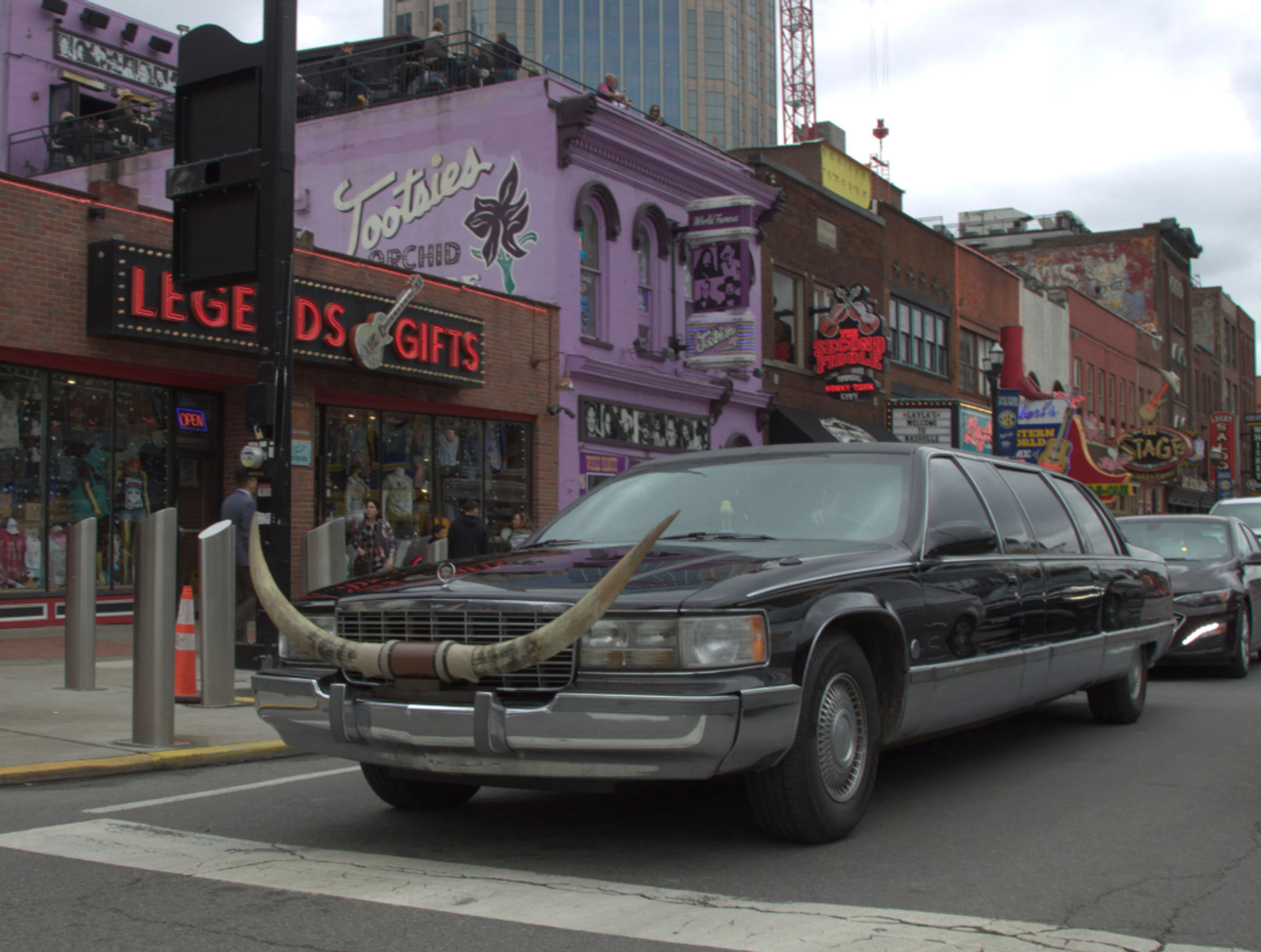 Longhorn Limousine Experience: Cruise in Style in a 1996 Cadillac Stretch Limo image 1