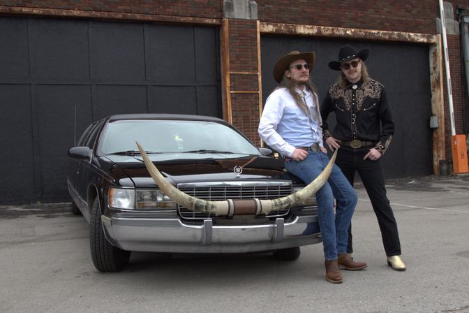 Longhorn Limousine Experience: Cruise in Style in a 1996 Cadillac Stretch Limo image 4