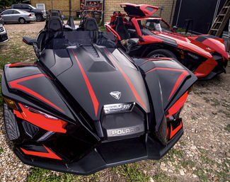 Rev and Rave: Fast Car Slingshot Cruise Around Austin Like A Boss image 8