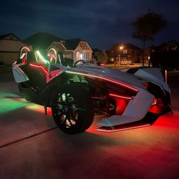 Rev and Rave: Fast Car Slingshot Cruise Around Austin Like A Boss image 6