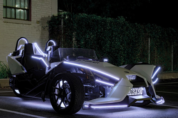 Rev and Rave: Fast Car Slingshot Cruise Around Austin Like A Boss image 9
