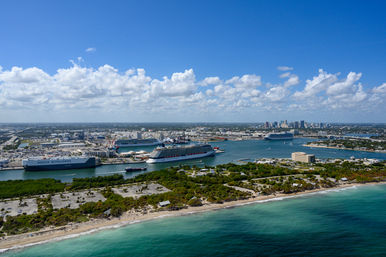 Helicopter Tour around Everglades, Hard Rock Guitar & all Beaches image 6