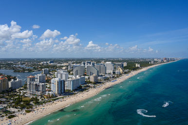 Helicopter Tour around Everglades, Hard Rock Guitar & all Beaches image 7