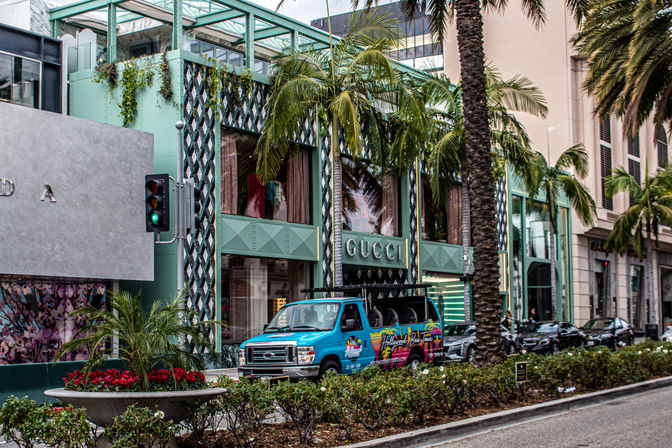 Hollywood Bus Tour: Sightseeing & Celebrity Homes Tour image 6