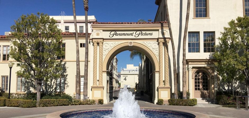 Hollywood Bus Tour: Sightseeing & Celebrity Homes Tour image 4