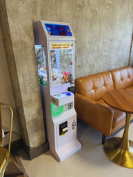 Mini Claw Machine Rental Experience: The Ultimate Interactive Party Add-On image 7