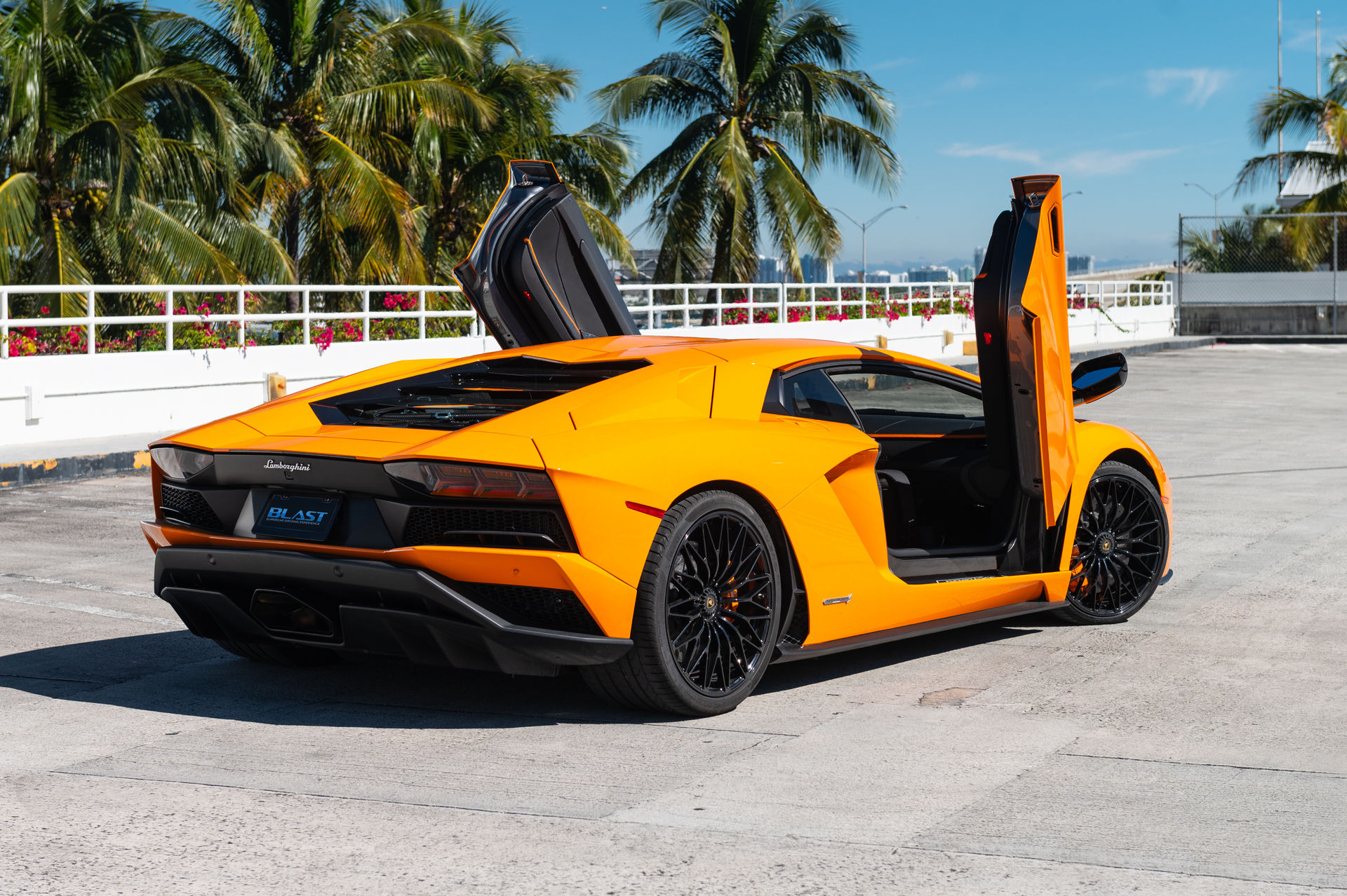 Lamborghini Aventador Driving Experience (3 Miles)