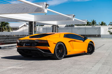 Lamborghini Aventador S Fast Car Cruising Experience in Miami image 5