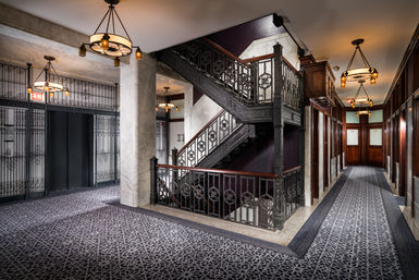 Staypineapple: Iconic Boutique Hotel in The Loop image 4