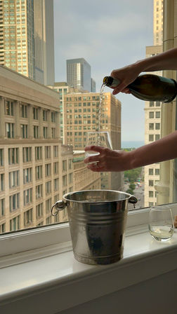Staypineapple: Iconic Boutique Hotel in The Loop image 12