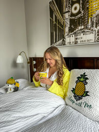 Staypineapple: Iconic Boutique Hotel in The Loop image 3