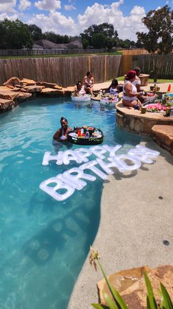 Dining on the Water: Floating Breakfast, Lunch, or Dinner Experience image 34