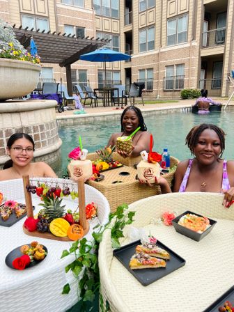 Dining on the Water: Floating Breakfast, Lunch, or Dinner Experience image 27
