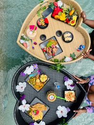Dining on the Water: Floating Breakfast, Lunch, or Dinner Experience image 23