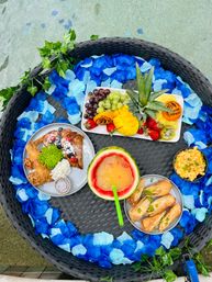 Dining on the Water: Floating Breakfast, Lunch, or Dinner Experience image 16