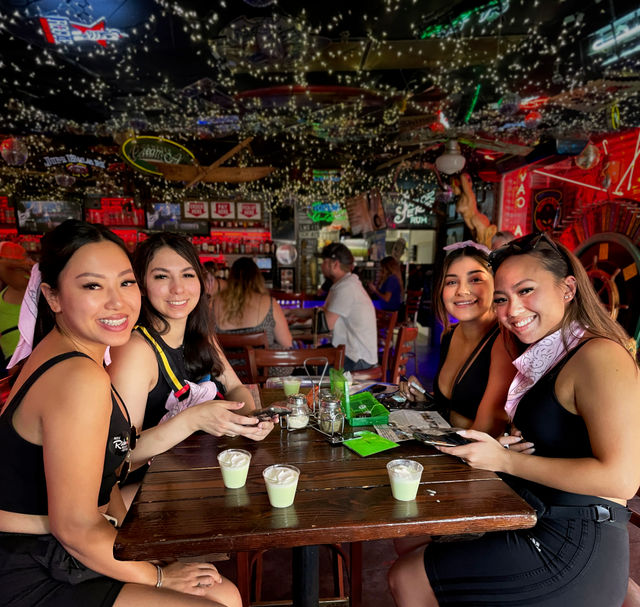 Puzzling Pub Crawl: Classic Rock Theme image 4