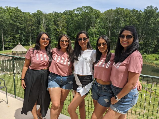 Bluemont Bach Wine Tour: Charming Luxury Wine Experience image 4