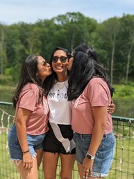 Bluemont Bach Wine Tour: Charming Luxury Wine Experience image 5