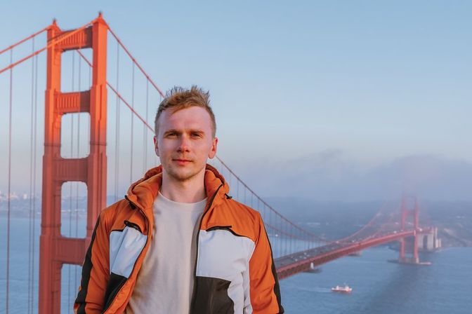 Insta-Worthy Professional Photoshoot at Golden Gate Bridge image 2