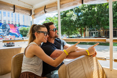Cruzzin' Nashville Guided Sightseeing Tour image