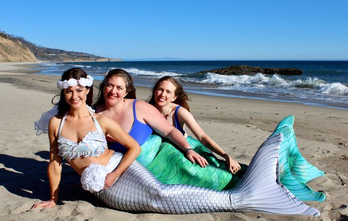 Veils & Tails: Custom Bachelorette Mermaid Photoshoot image 12