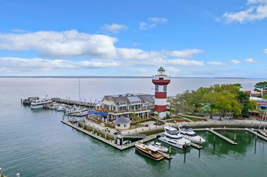 Harbour Town Retreat: Sea Pines 3BR Villa with Pool, Golf Views & Walk to Harbour Town image 29