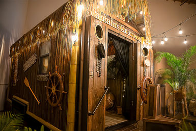 Host Legendary Parties: Mobile Pub and Bar on Wheels in Los Angeles image 5