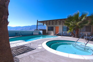 The Getaway Boutique Hotel with Pool, Hot Tub & Scenic Mountain Views image 3