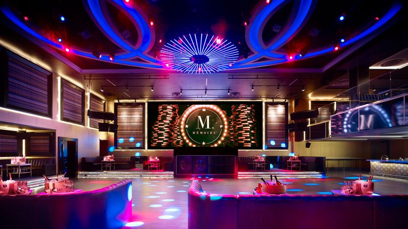 Table Service at Mémoire: World Class DJs and 8,000 Square Feet Venue image 6