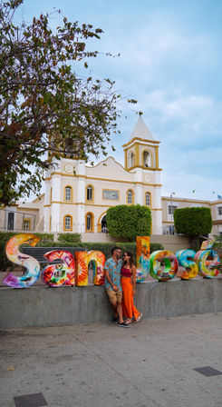 Boat Ride to the Famous Arch & San José City Tour with Lunch image 20