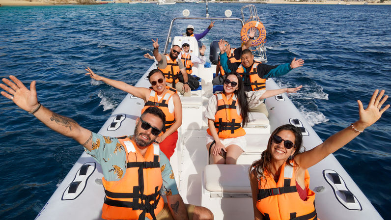 Boat Ride to the Famous Arch & San José City Tour with Lunch image 1
