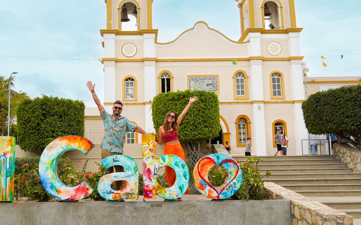 Boat Ride to the Famous Arch & San José City Tour with Lunch image 5