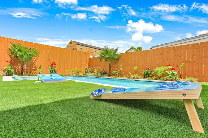  Private Home with Heated Pool and Tropical Garden image 8
